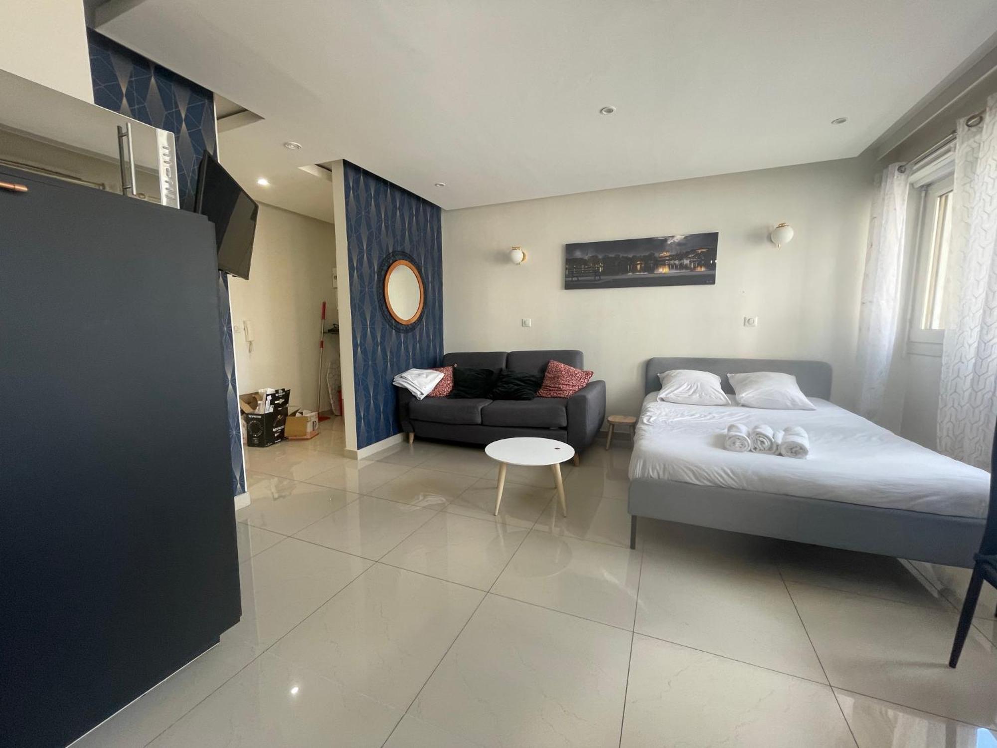 Appartement Studio chaleureux - Luxe, Charme et caractère - Metz Logouest Extérieur photo