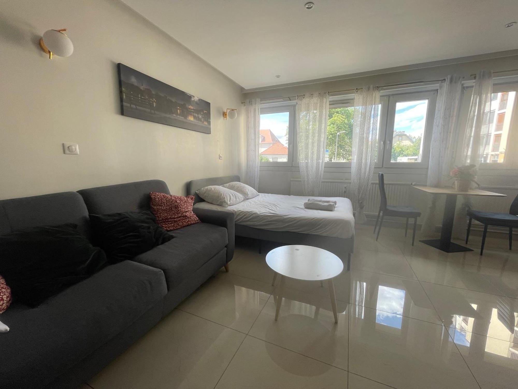Appartement Studio chaleureux - Luxe, Charme et caractère - Metz Logouest Extérieur photo